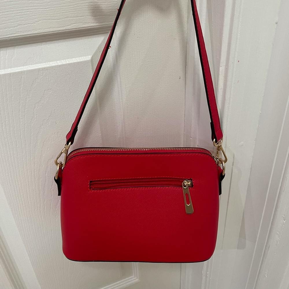Hot Red Purse - Picture 2 of 4